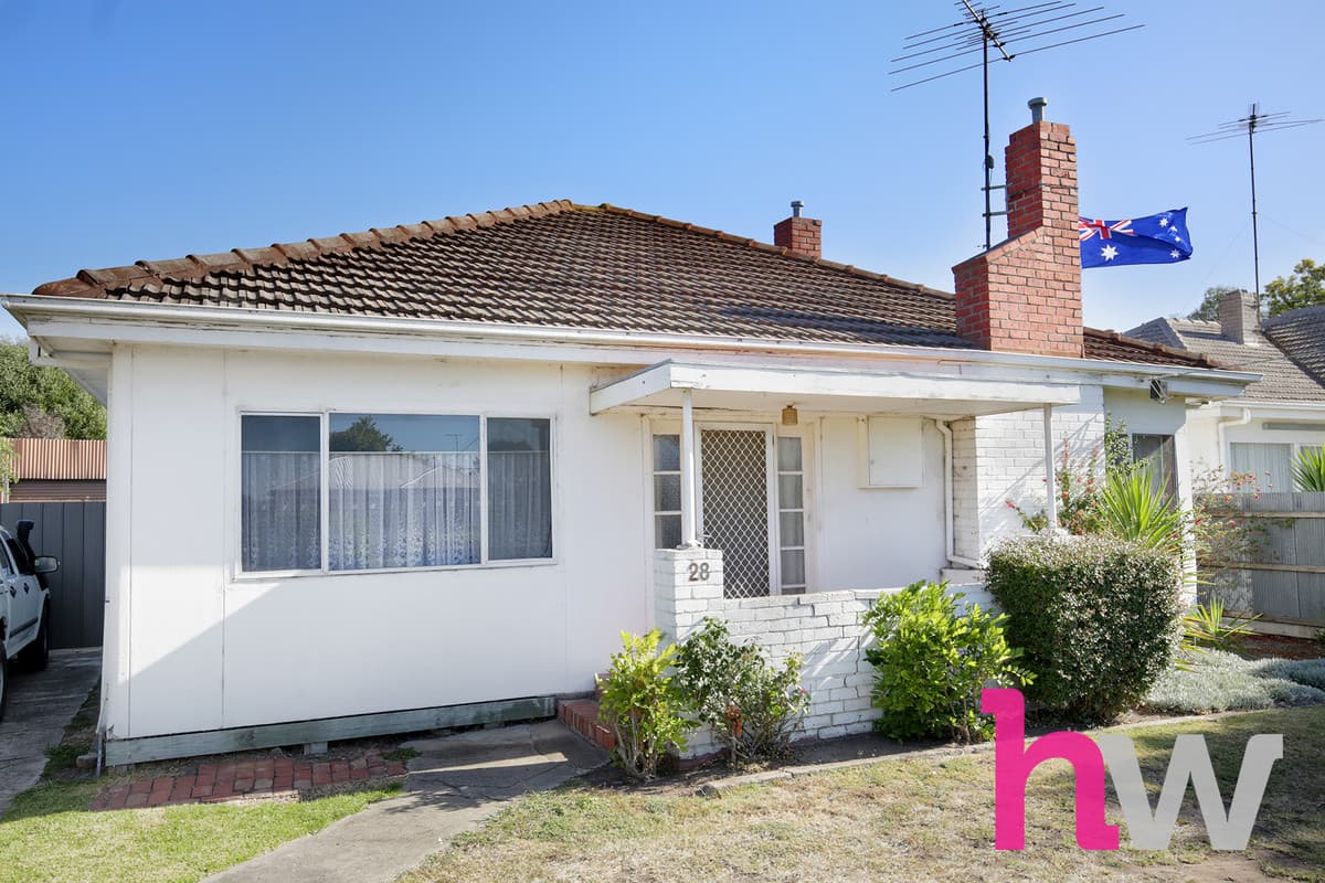 28 Townsend Road, ST ALBANS PARK VIC 3219, St Albans Park - Thumbnail 2