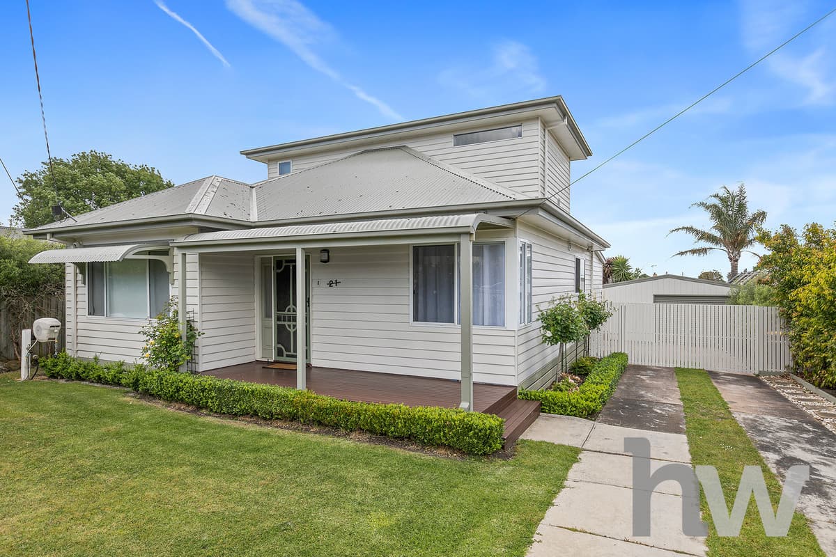 21 Bayview Parade, HAMLYN HEIGHTS VIC 3215, Hamlyn Heights - Image 1