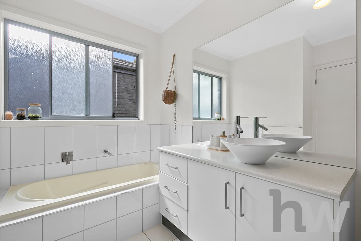 8 / 31-33 Helms Street, NEWCOMB VIC 3219, Newcomb - Thumbnail 7