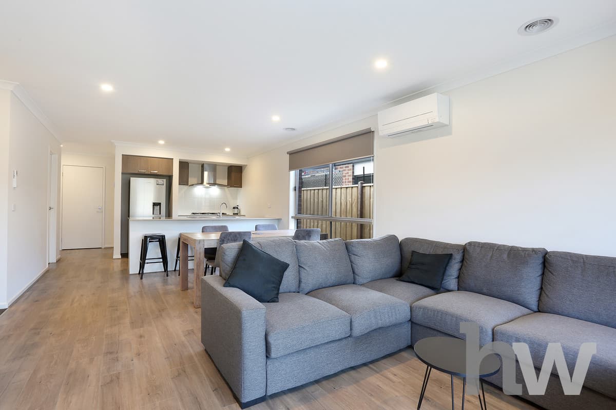 49 Fawkner Crescent, ARMSTRONG CREEK VIC 3217, Armstrong Creek - Thumbnail 4