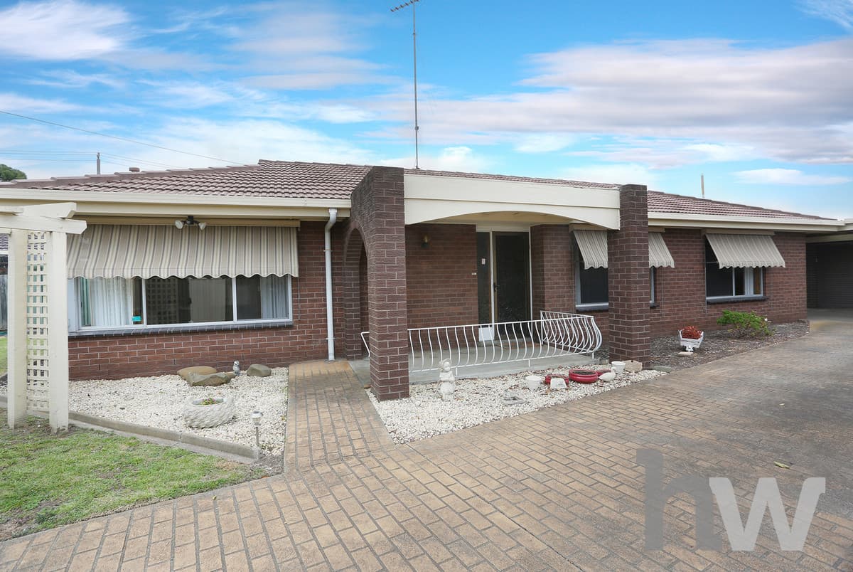 1 Westmoreland Street, ST ALBANS PARK VIC 3219, St Albans Park - Image 1