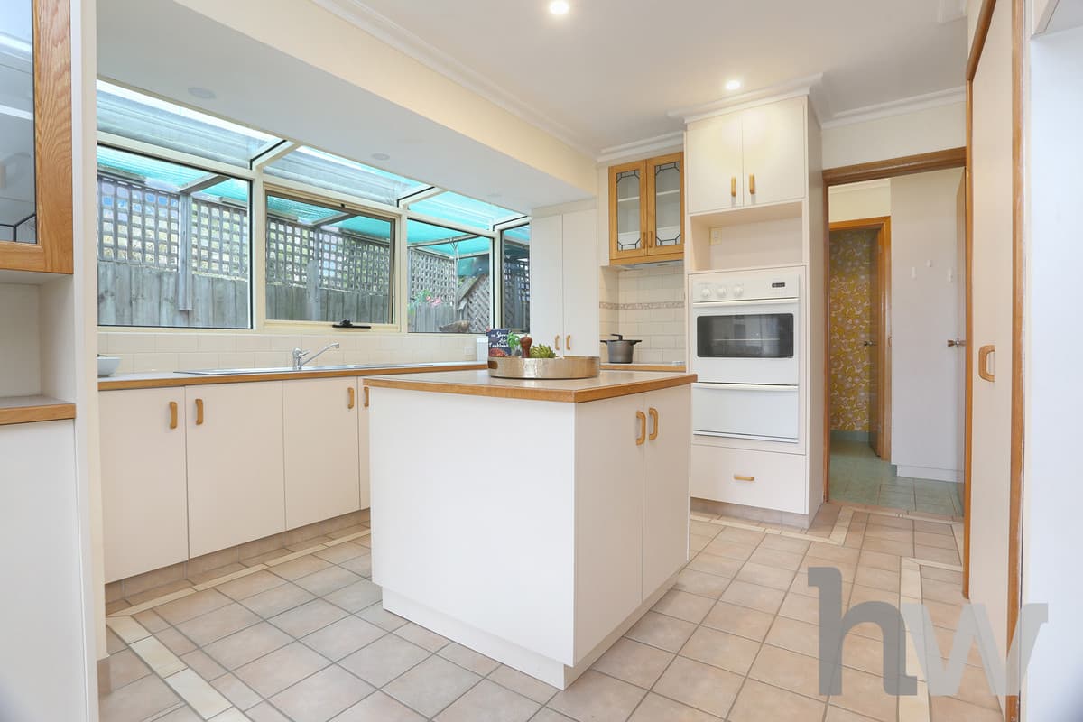 1 Westmoreland Street, ST ALBANS PARK VIC 3219, St Albans Park - Thumbnail 3