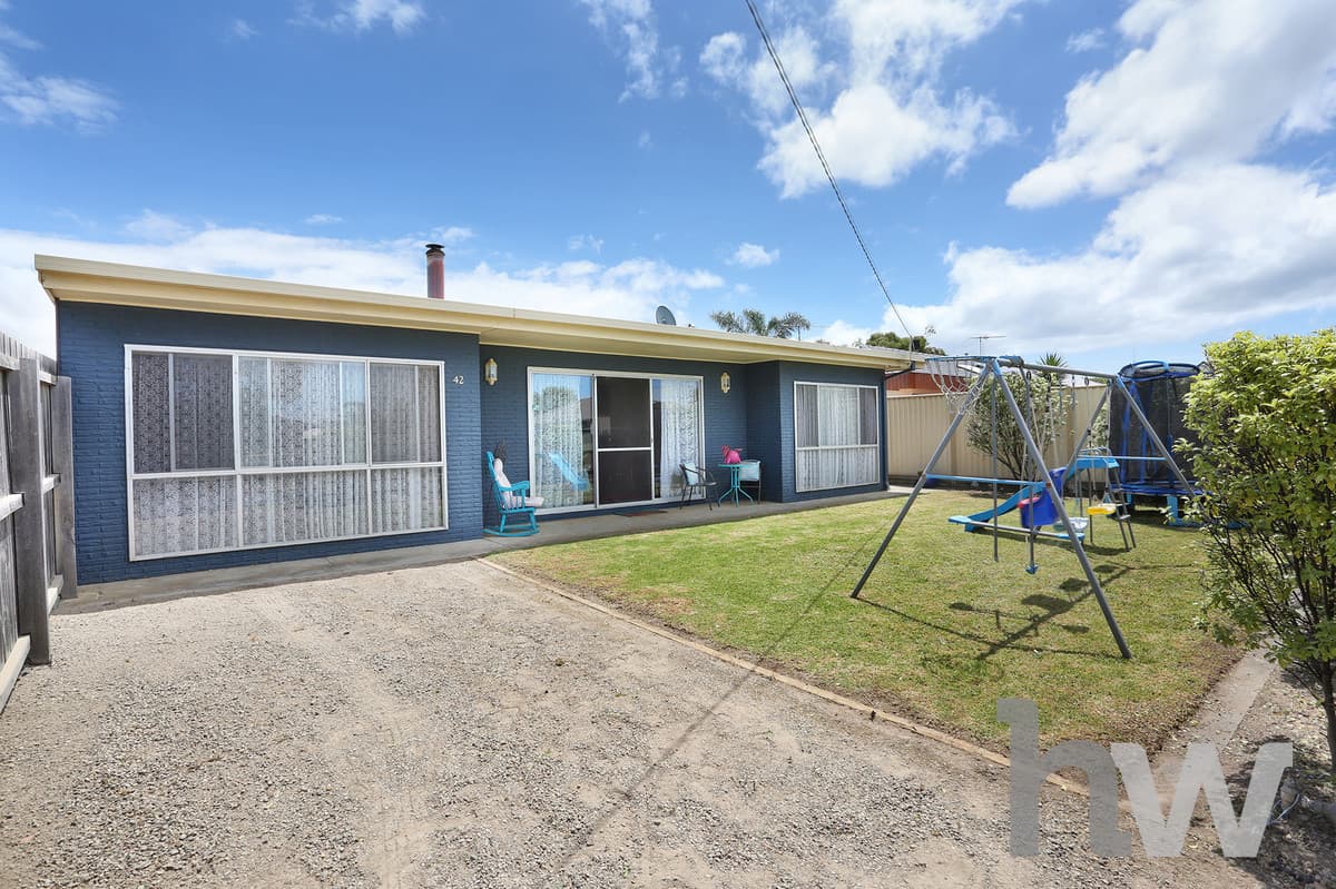 42 Lake View Crescent, ST LEONARDS VIC 3223, St Leonards - Thumbnail 2