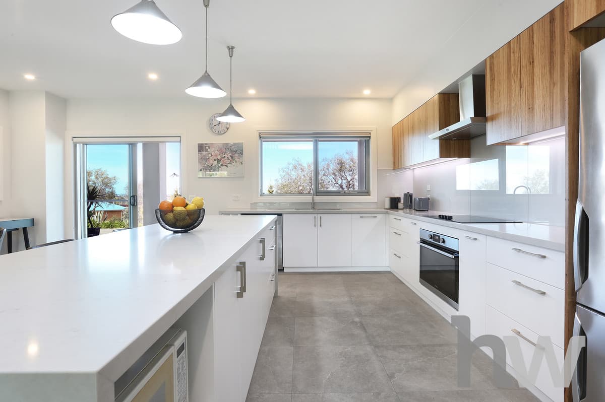 240 Tower Hill Drive, LOVELY BANKS VIC 3213, Lovely Banks - Thumbnail 3