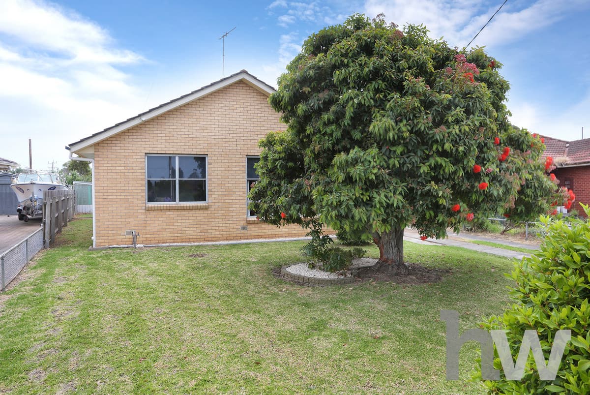 38 Neptune Avenue, NEWCOMB VIC 3219, Newcomb - Thumbnail 2
