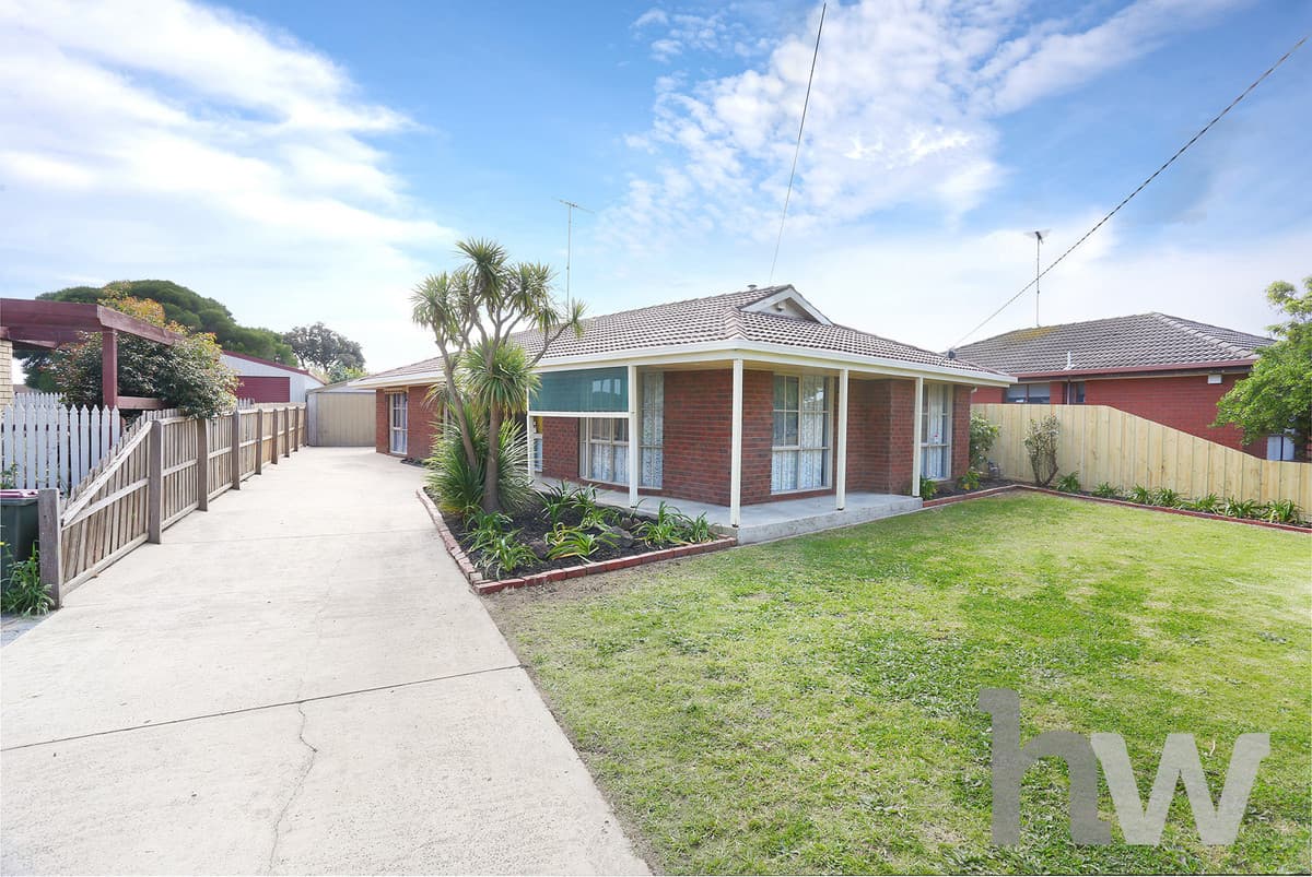 22 Aldershot Road, ST ALBANS PARK VIC 3219, St Albans Park - Thumbnail 2
