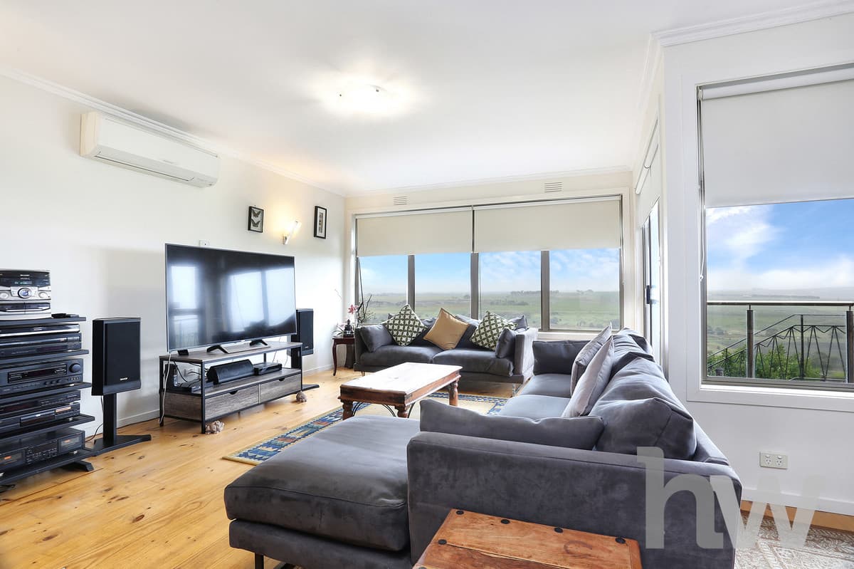 22 Graylea Avenue, HERNE HILL VIC 3218, Herne Hill - Thumbnail 2