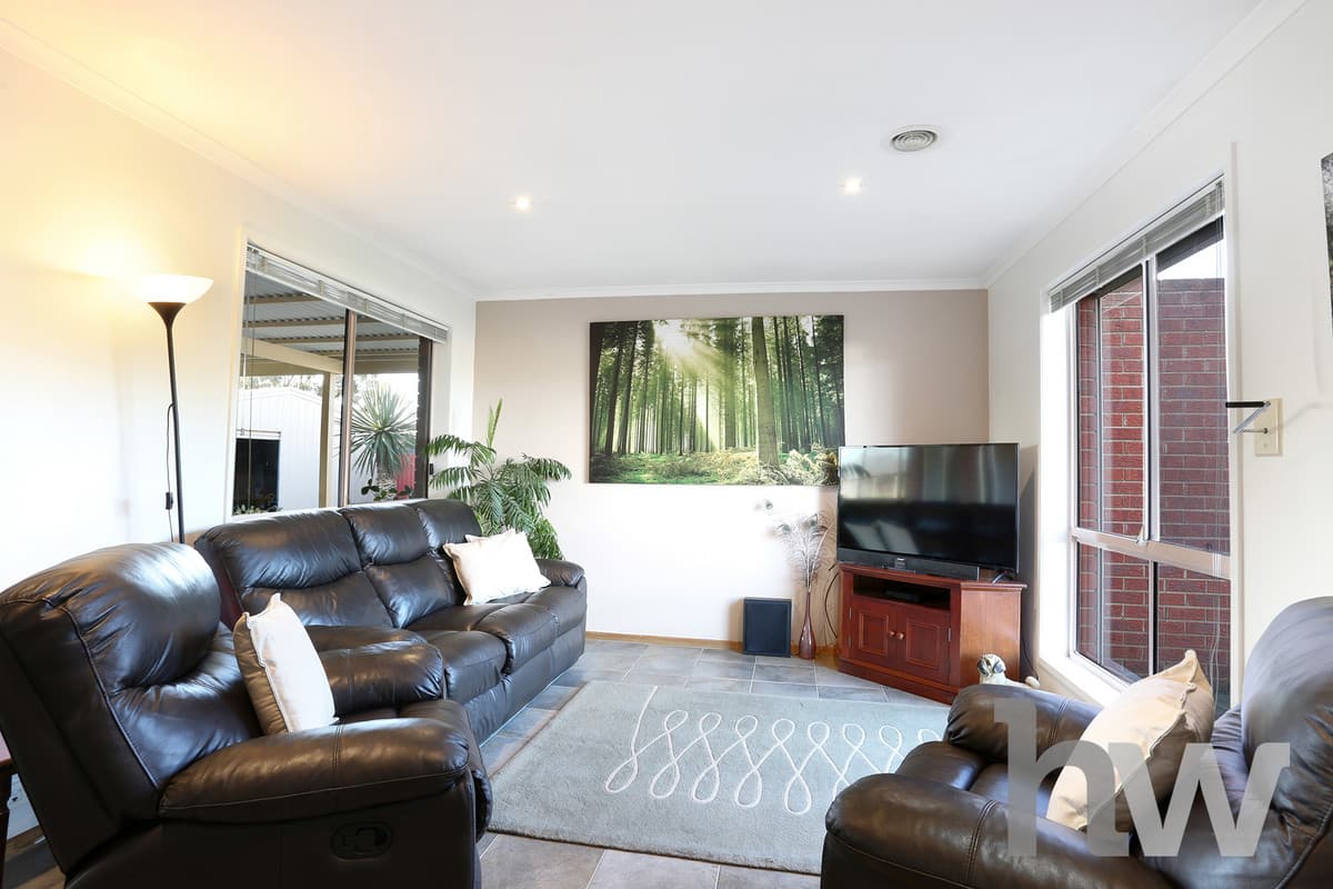 16 Freesia Court, WHITTINGTON VIC 3219, Whittington - Thumbnail 5
