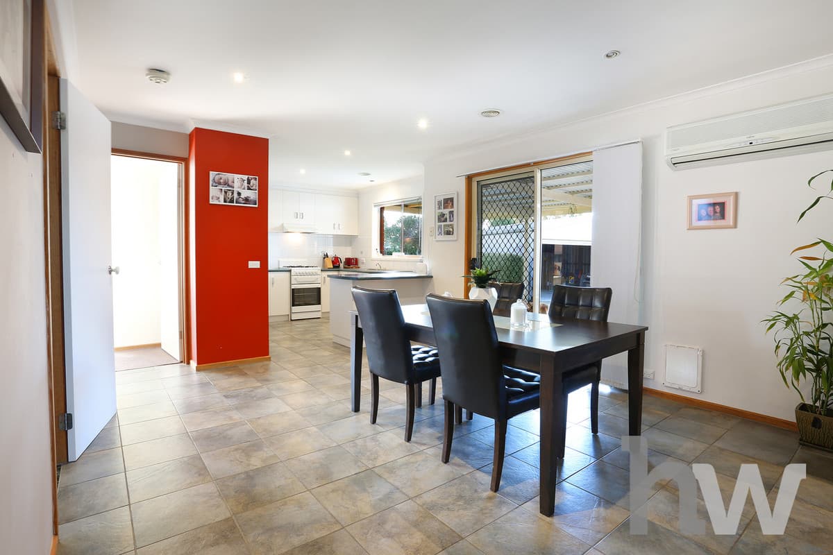 16 Freesia Court, WHITTINGTON VIC 3219, Whittington - Thumbnail 6