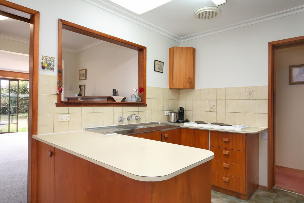 27 Durran Street, ST ALBANS PARK VIC 3219, St Albans Park - Thumbnail 5