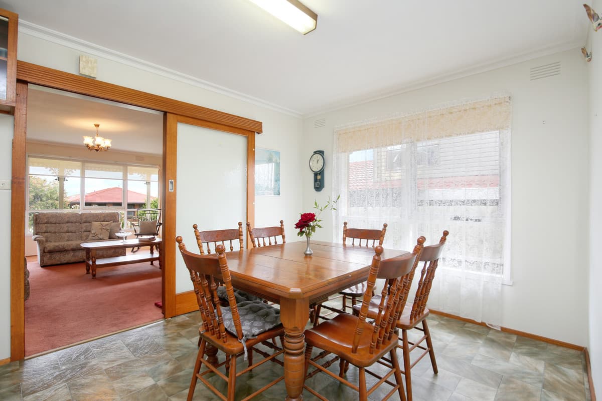 27 Durran Street, ST ALBANS PARK VIC 3219, St Albans Park - Thumbnail 6