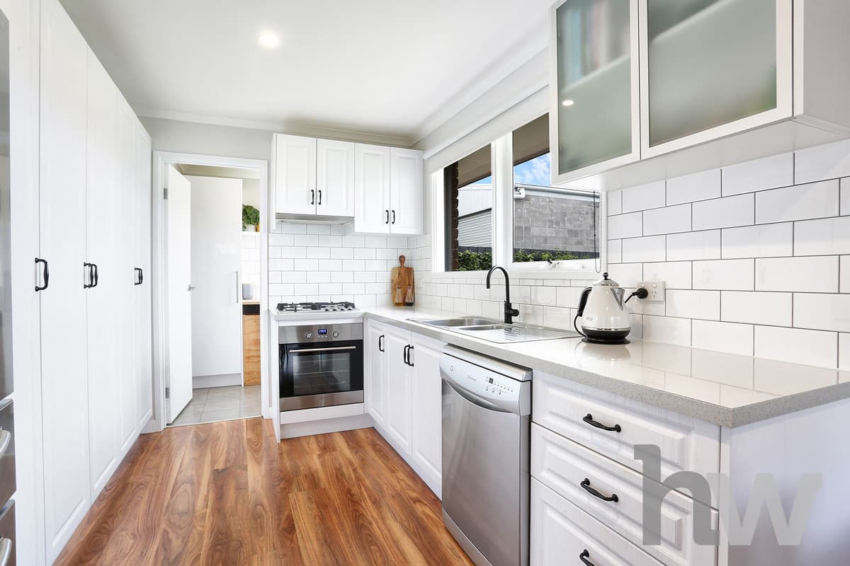 5 Enfield Drive, ST ALBANS PARK VIC 3219, St Albans Park - Thumbnail 6