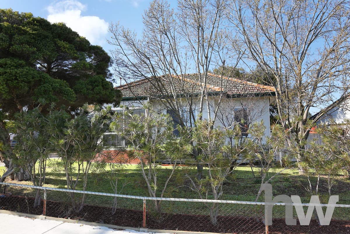 8 Robertson Street, THOMSON VIC 3219, Thomson - Thumbnail 2