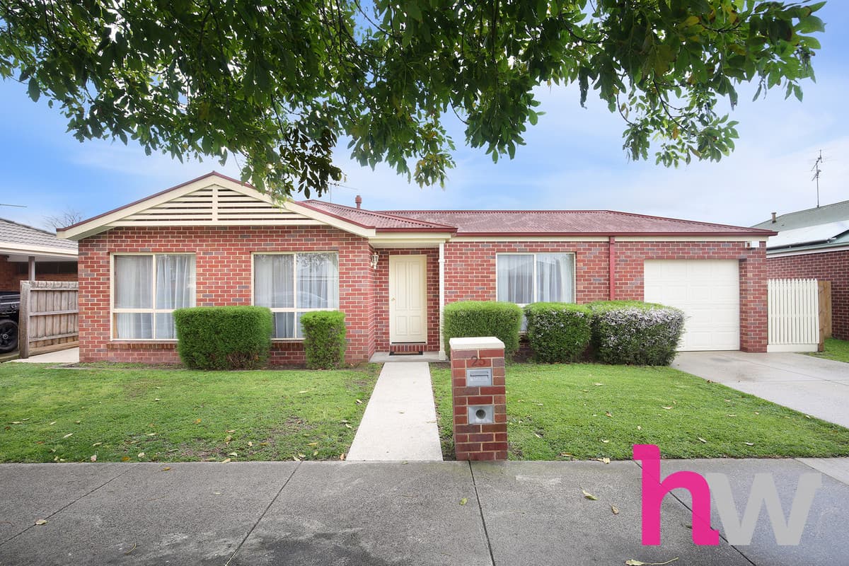 25 Homestead Drive, ST ALBANS PARK VIC 3219, St Albans Park - Image 1