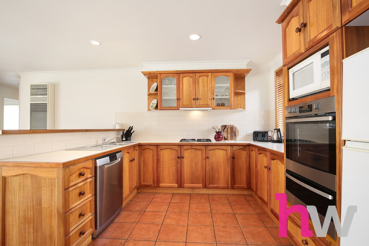 25 Homestead Drive, ST ALBANS PARK VIC 3219, St Albans Park - Thumbnail 6