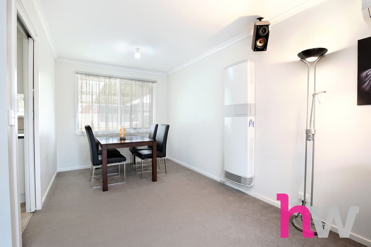 24 East End Crescent, ST ALBANS PARK VIC 3219, St Albans Park - Thumbnail 5