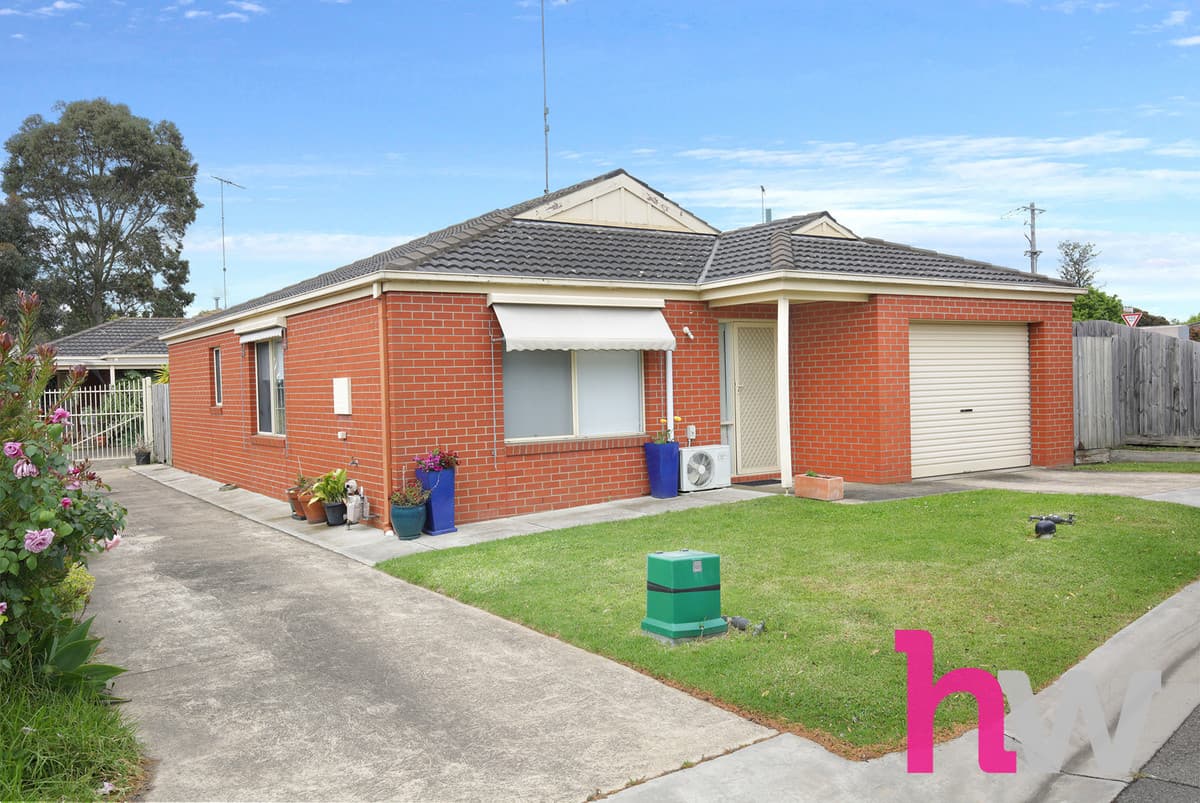 1 / 6 Lawless Court, BREAKWATER VIC 3219, Breakwater - Image 1