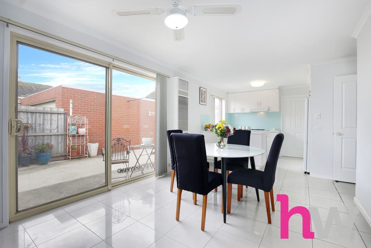 1 / 6 Lawless Court, BREAKWATER VIC 3219, Breakwater - Thumbnail 6