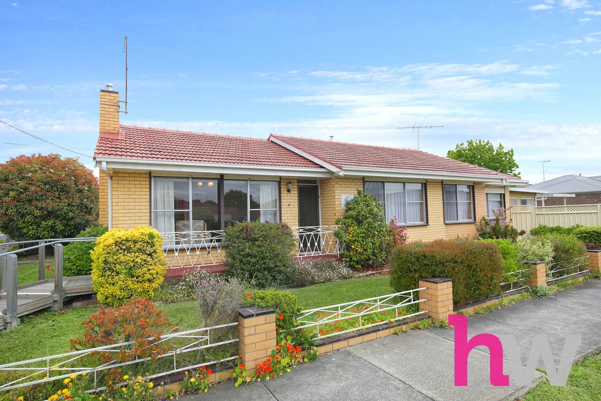 17 Dorward Avenue, NEWCOMB VIC 3219, Newcomb - Thumbnail 2