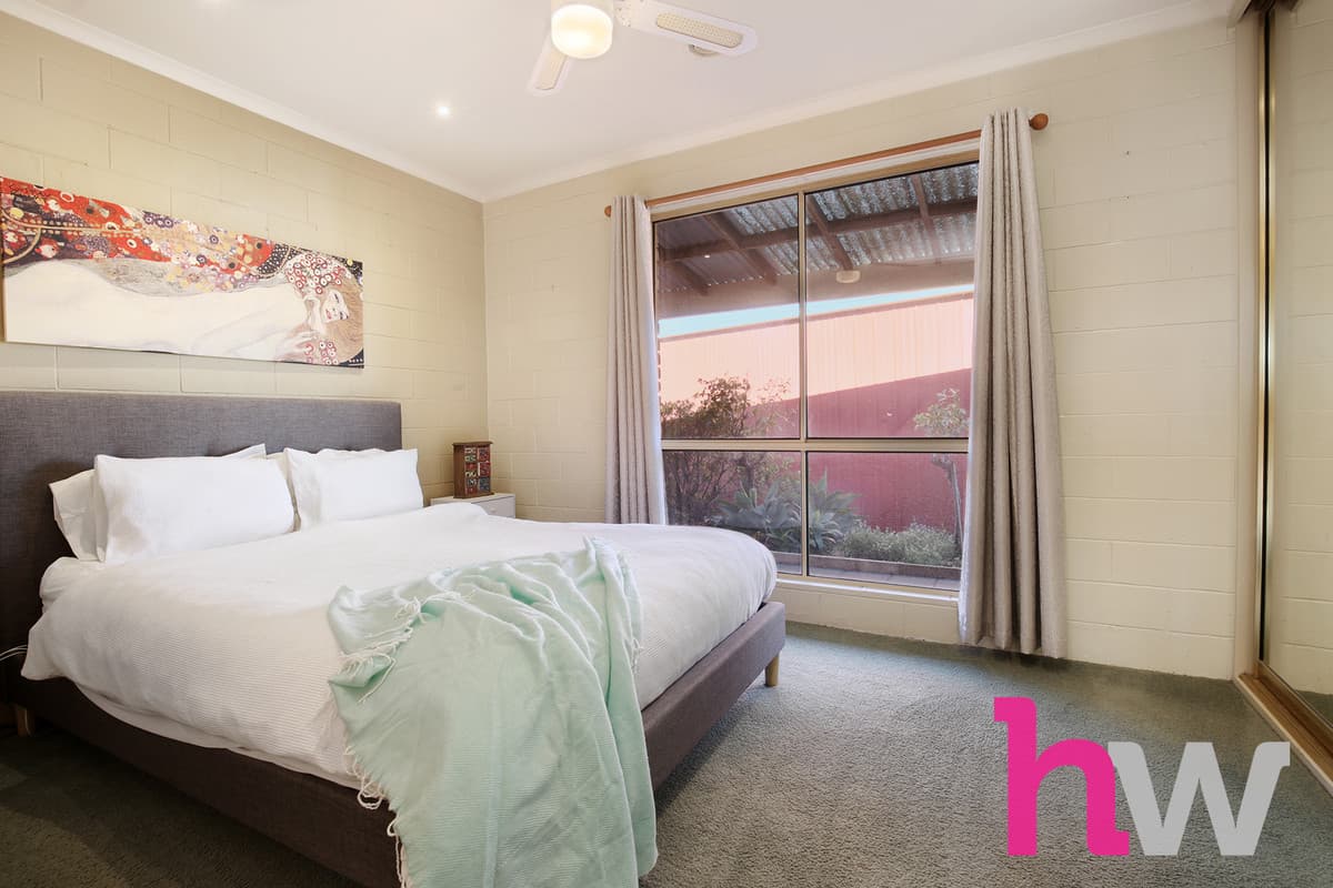 6 McGill Court, ST ALBANS PARK VIC 3219, St Albans Park - Thumbnail 8