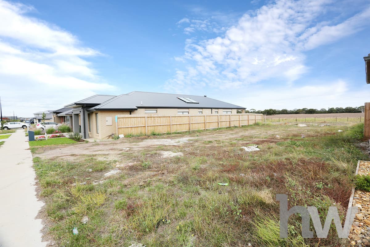 33 Stephenson Drive, ARMSTRONG CREEK VIC 3217, Armstrong Creek - Thumbnail 6
