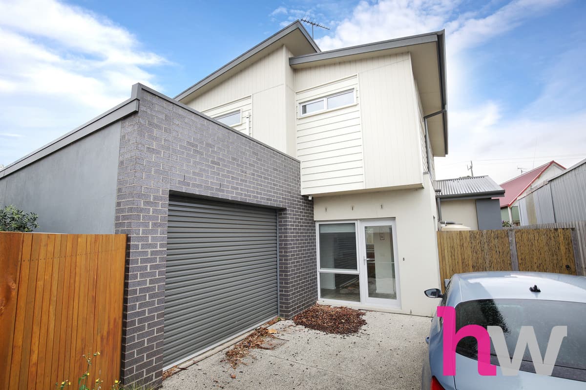 2 / 27 Richmond Crescent, GEELONG VIC 3220, Geelong - Image 1