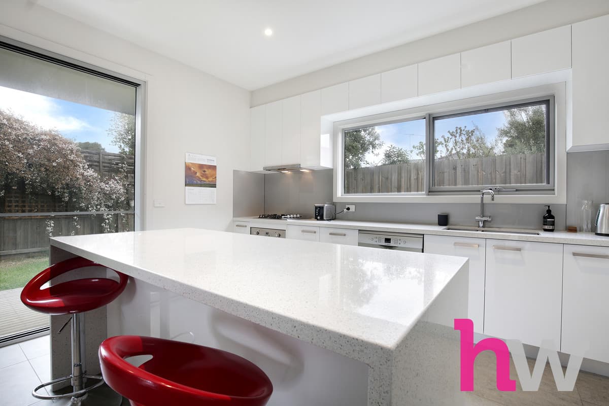 2 / 27 Richmond Crescent, GEELONG VIC 3220, Geelong - Thumbnail 2