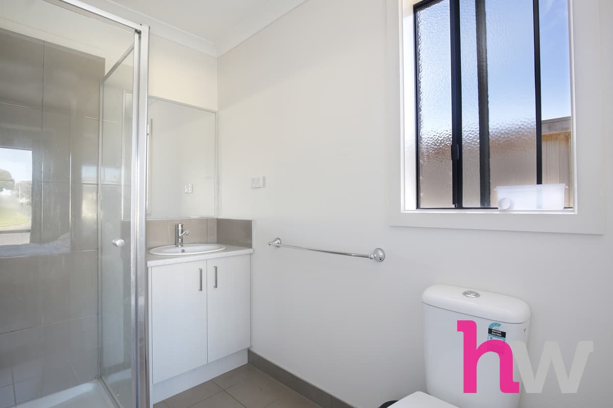 38 Chandos Court, ST ALBANS PARK VIC 3219, St Albans Park - Thumbnail 4