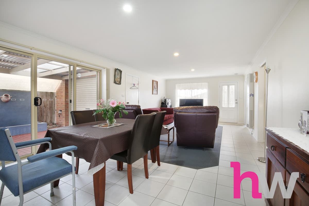20 Bronte Court, ST ALBANS PARK VIC 3219, St Albans Park - Thumbnail 4