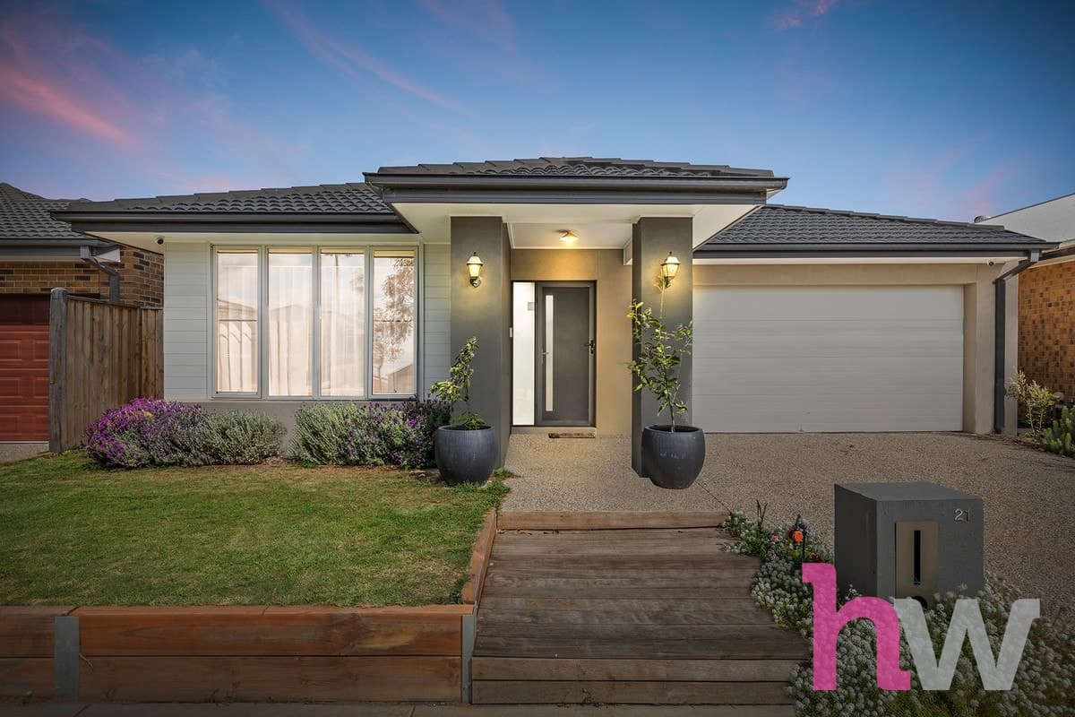 21 Lubec Street, LARA VIC 3212, Lara - Image 1