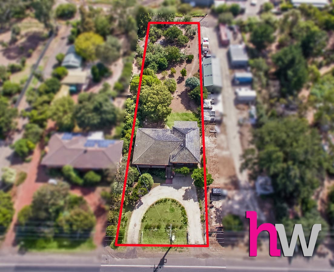 687 Ballarat Road, BATESFORD VIC 3213, Batesford - Thumbnail 2