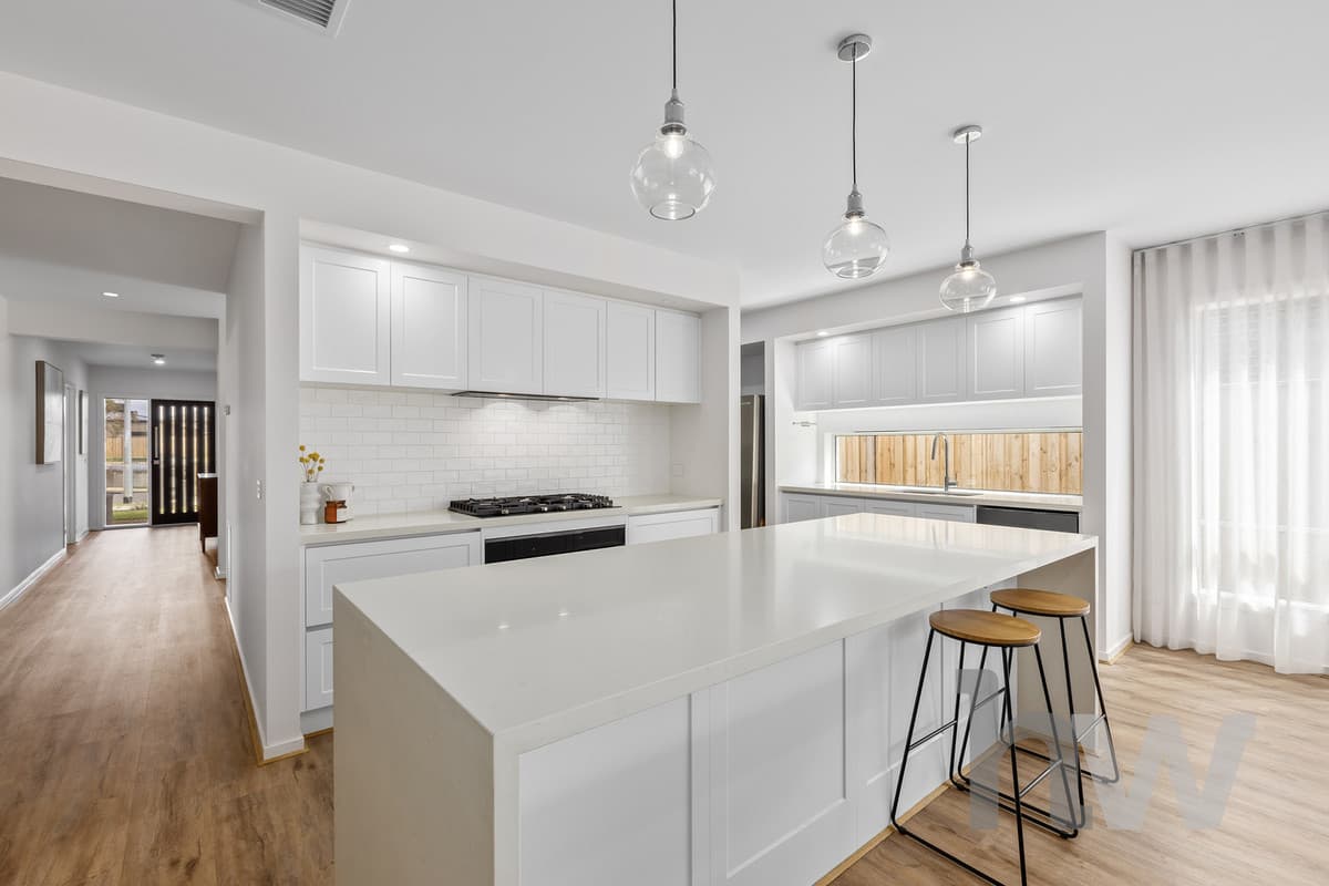 8 Bibury Street, LARA VIC 3212, Lara - Thumbnail 2