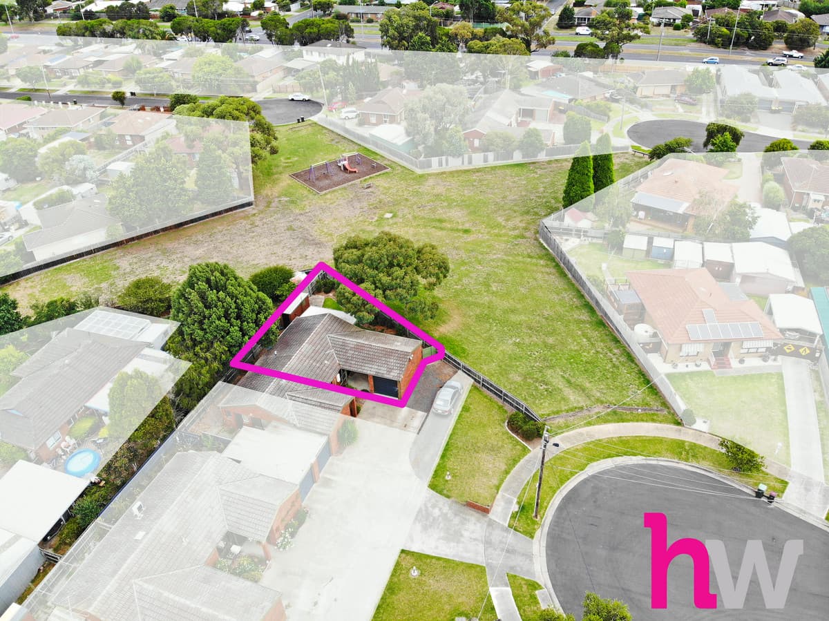 1 / 4 Shara Court, BELMONT VIC 3216, Belmont - Thumbnail 2