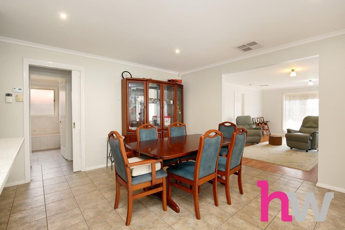 32 Langer Drive, ST ALBANS PARK VIC 3219, St Albans Park - Thumbnail 5
