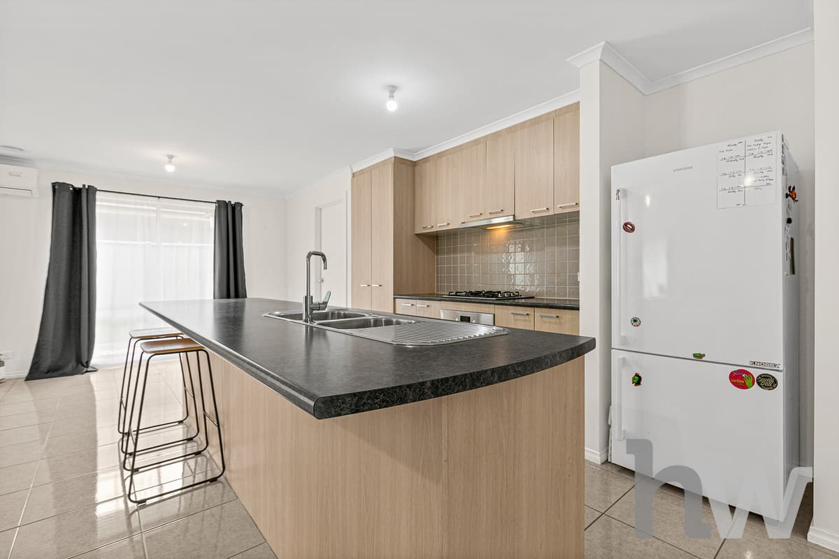 26 Jade Crescent, WYNDHAM VALE VIC 3024, Wyndham Vale - Thumbnail 3