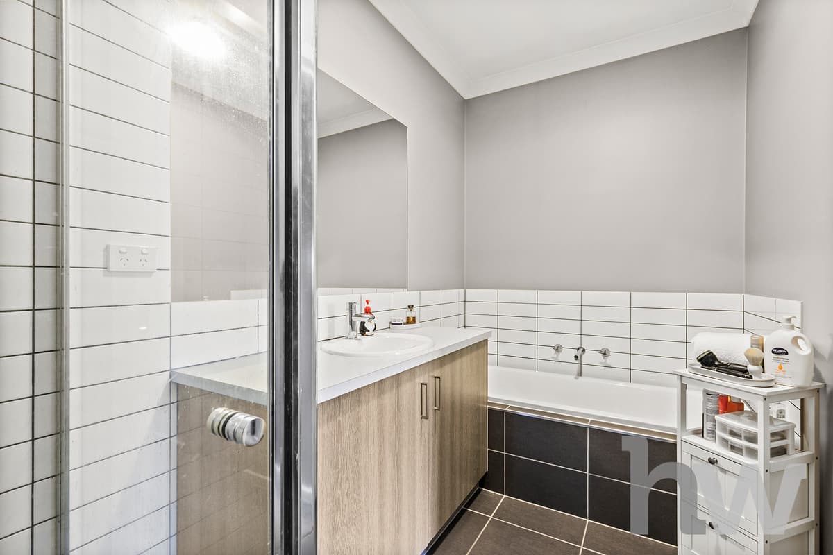 2 / 83 Flinders Avenue, LARA VIC 3212, Lara - Thumbnail 8