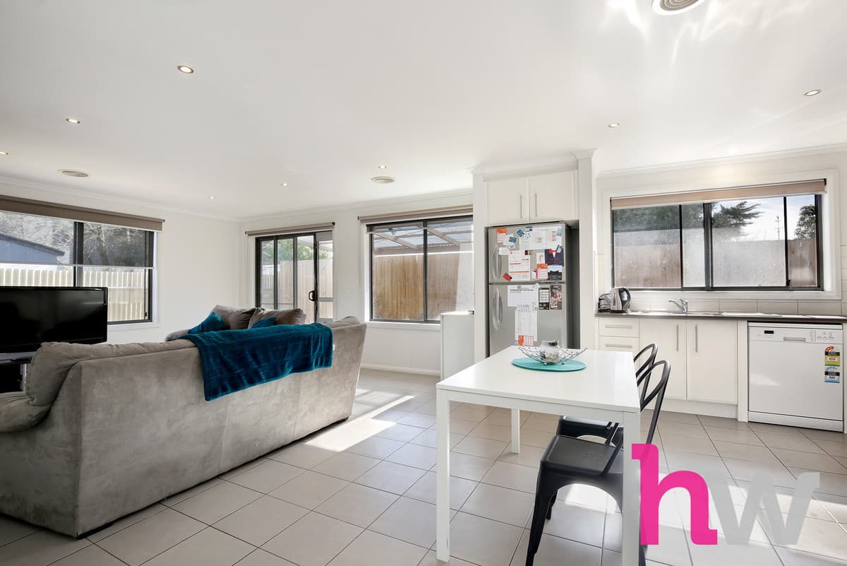 2 / 64 Sladen Street, HAMLYN HEIGHTS VIC 3215, Hamlyn Heights - Thumbnail 2