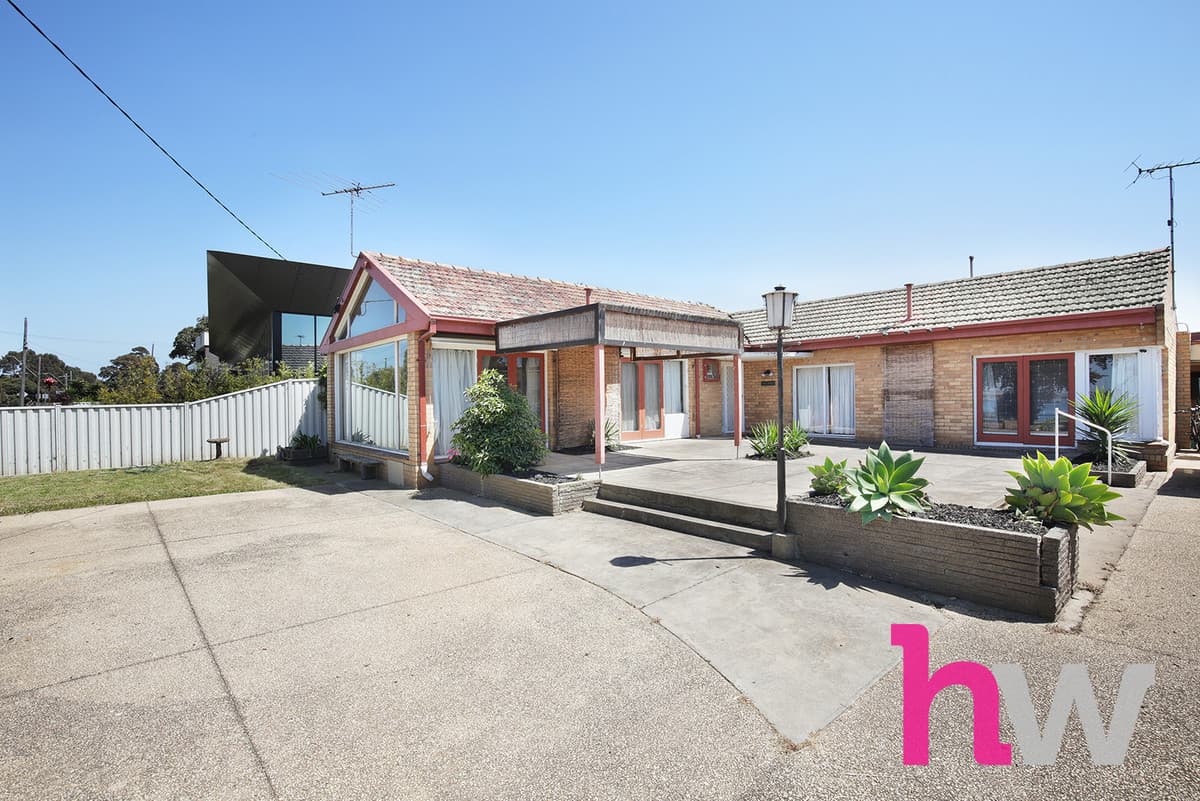 33 The Esplanade, NORTH SHORE VIC 3214, North Shore - Thumbnail 3