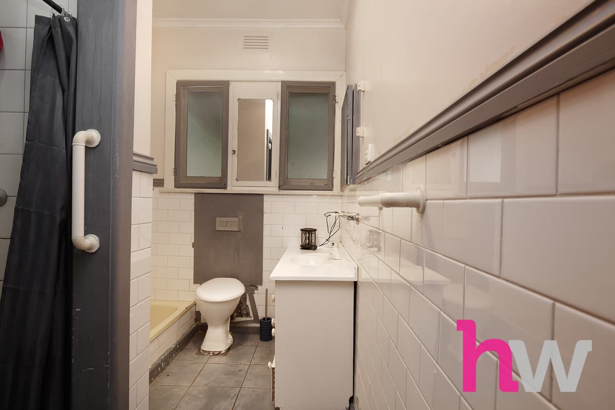 33 The Esplanade, NORTH SHORE VIC 3214, North Shore - Thumbnail 8