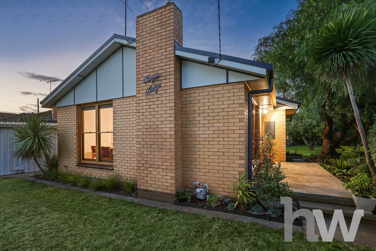 9 Canterbury Road East, LARA VIC 3212, Lara - Image 1