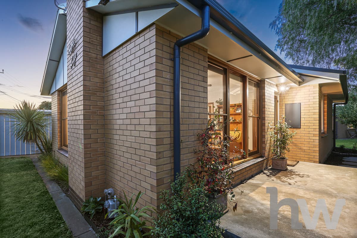 9 Canterbury Road East, LARA VIC 3212, Lara - Thumbnail 3