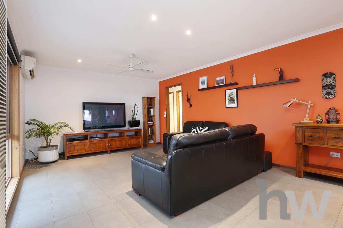 1 / 18 Duncan Drive, LARA VIC 3212, Lara - Thumbnail 4