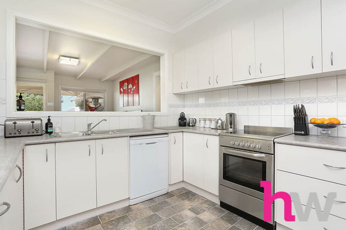 17 Sheridan Street, HAMLYN HEIGHTS VIC 3215, Hamlyn Heights - Thumbnail 4