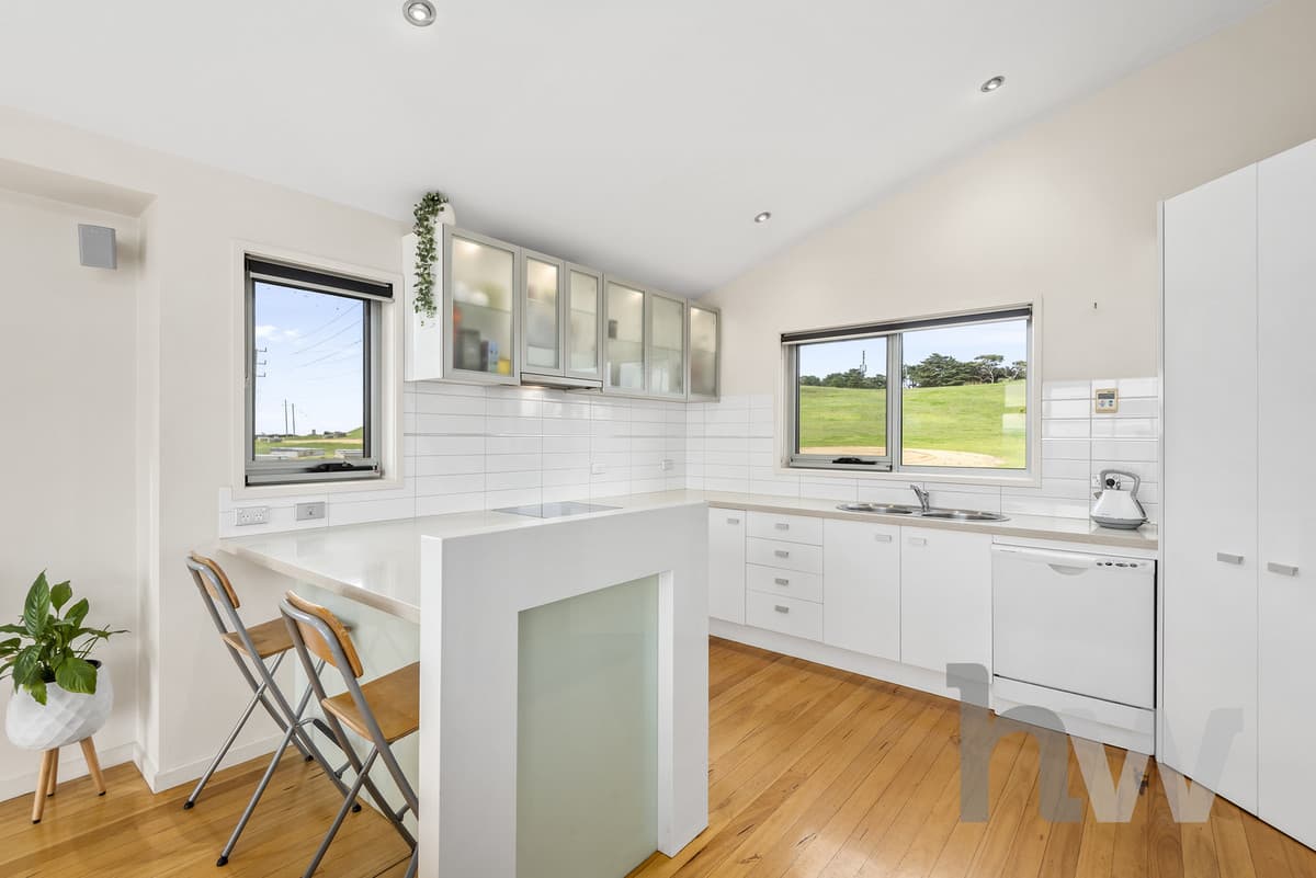 19 Horizon Court, HIGHTON VIC 3216, Highton - Thumbnail 6
