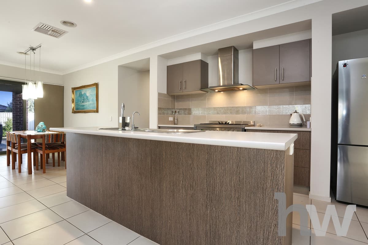 17 Nankeen Avenue, LARA VIC 3212, Lara - Thumbnail 4