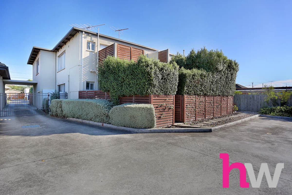 2 / 14 Osborne Avenue, NORTH GEELONG VIC 3215, North Geelong - Image 1