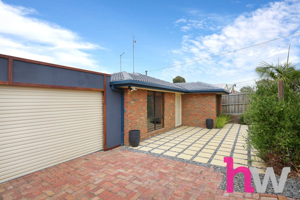 22 Burleigh Drive, GROVEDALE VIC 3216, Grovedale - Thumbnail 2