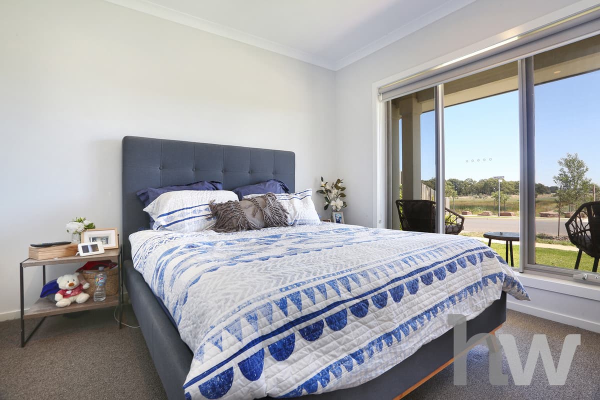 28 Majestic Way, ST LEONARDS VIC 3223, St Leonards - Thumbnail 2