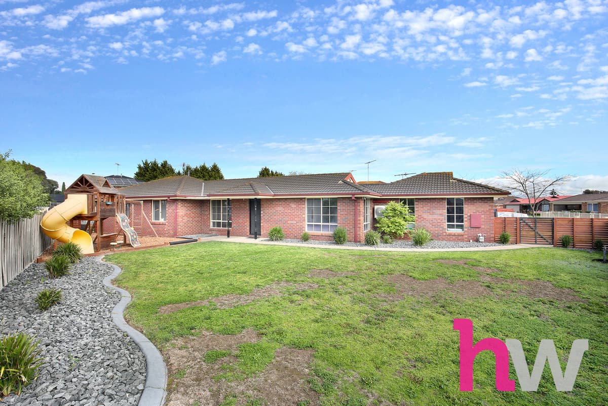 40 Filipi Drive, ST ALBANS PARK VIC 3219, St Albans Park - Thumbnail 3