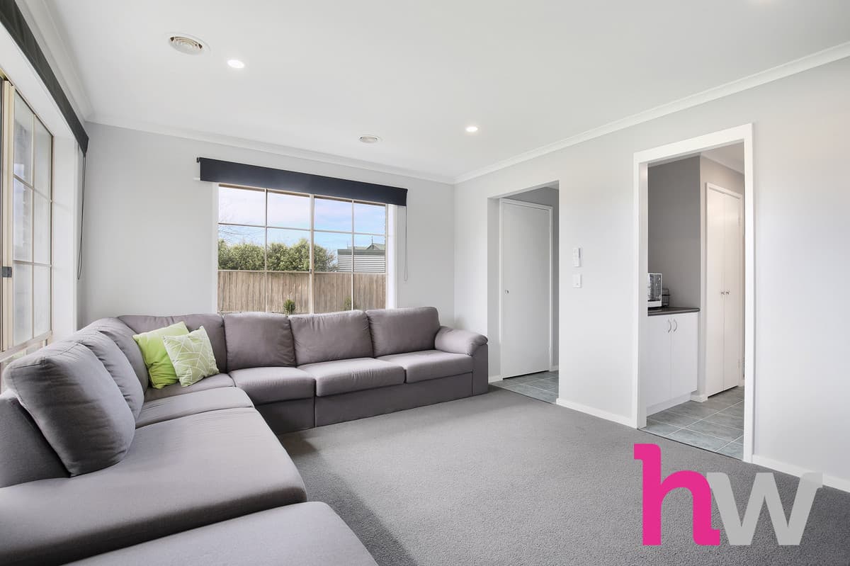 40 Filipi Drive, ST ALBANS PARK VIC 3219, St Albans Park - Thumbnail 5